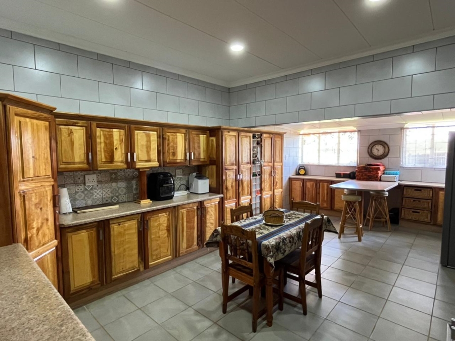 5 Bedroom Property for Sale in Brandfort Rural Free State